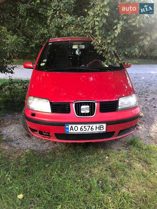 Мінівен SEAT Alhambra 2003 в Ужгороді