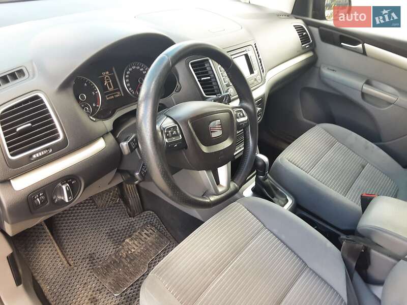 Минивэн SEAT Alhambra 2014 в Львове
