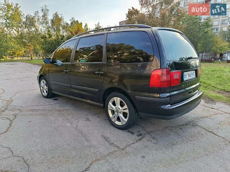 Минивэн SEAT Alhambra 2010 в Кременчуге