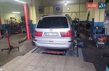 Минивэн SEAT Alhambra 2004 в 