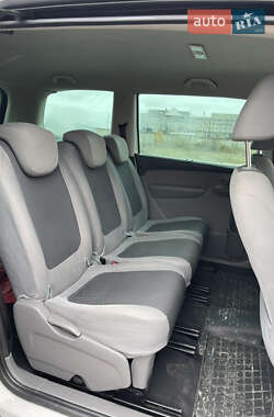 Минивэн SEAT Alhambra 2011 в 