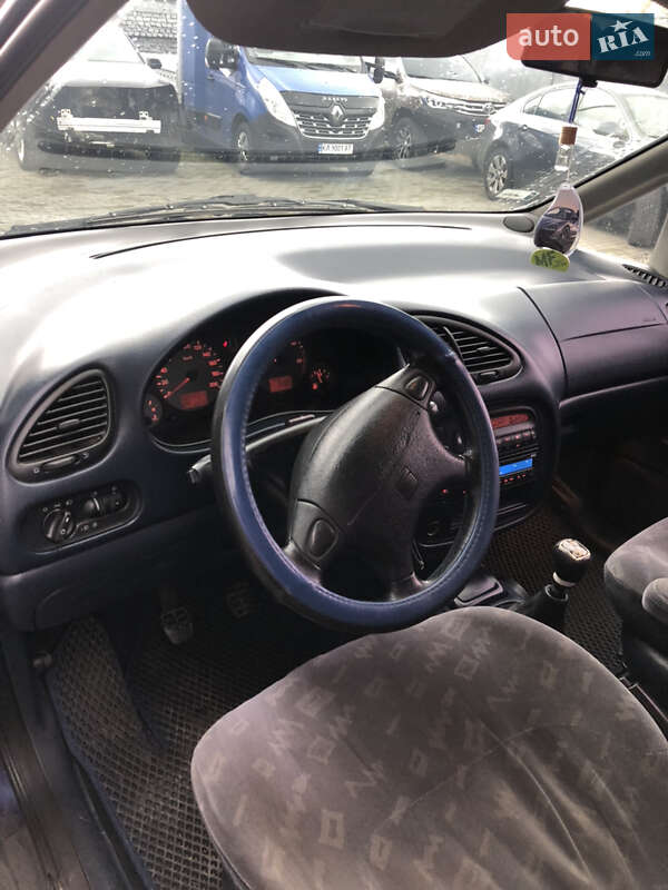 Минивэн SEAT Alhambra 1999 в Луцке фото 4 Минивэн SEAT Alhambra 1999 в Луцке