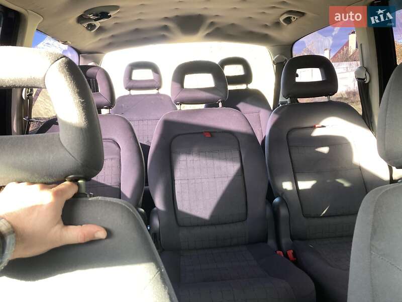 Минивэн SEAT Alhambra 2001 в Житомире