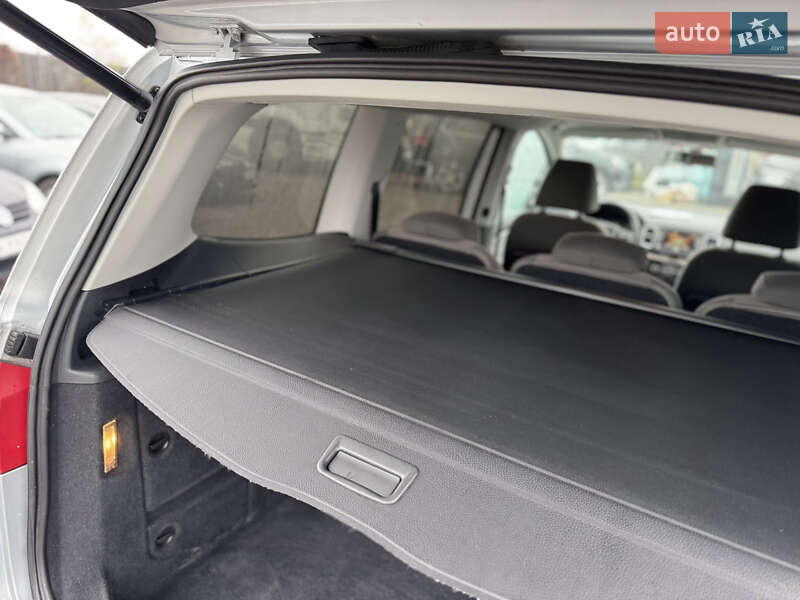 Мінівен SEAT Alhambra 2011 в Сарнах