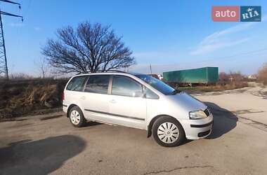 Минивэн SEAT Alhambra 2001 в Днепре