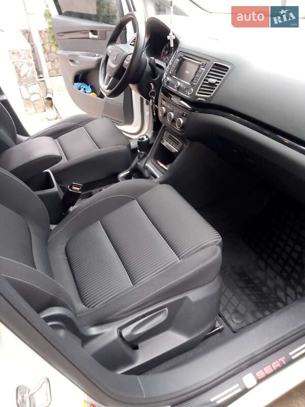 Мінівен SEAT Alhambra 2014 в Виноградові