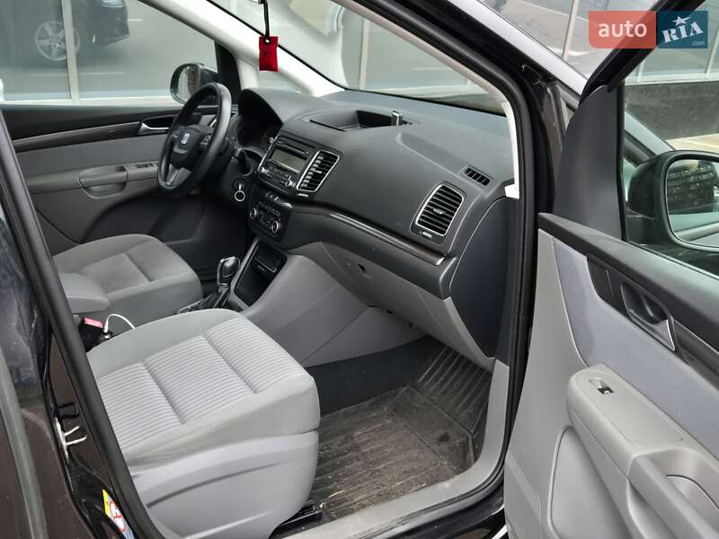 Минивэн SEAT Alhambra 2012 в Киеве