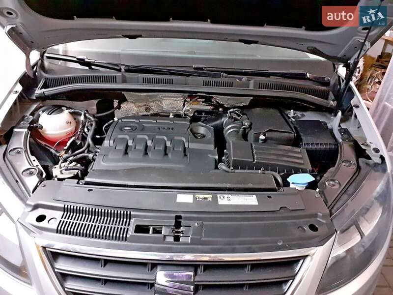 Минивэн SEAT Alhambra 2016 в Киеве