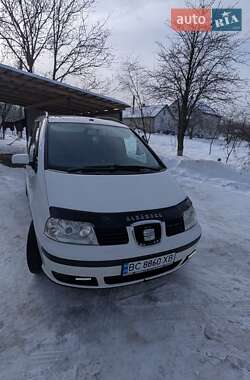 Минивэн SEAT Alhambra 2001 в Хырове