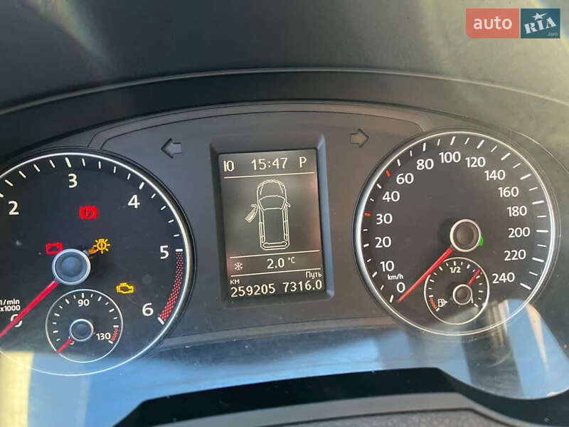 Минивэн SEAT Alhambra 2014 в Тячеве фото 14 Минивэн SEAT Alhambra 2014 в Тячеве