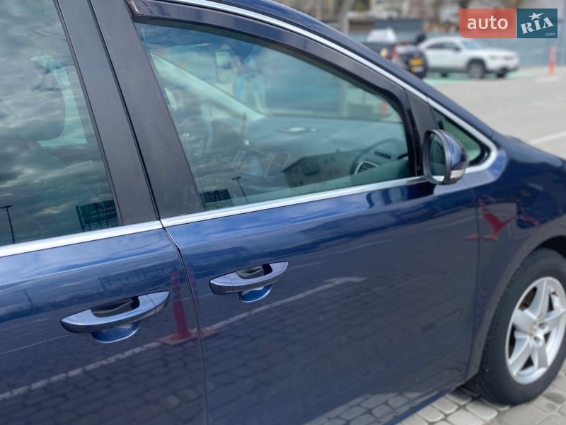 Мінівен SEAT Alhambra 2012 в Львові