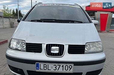 Минивэн SEAT Alhambra 2001 в Киеве