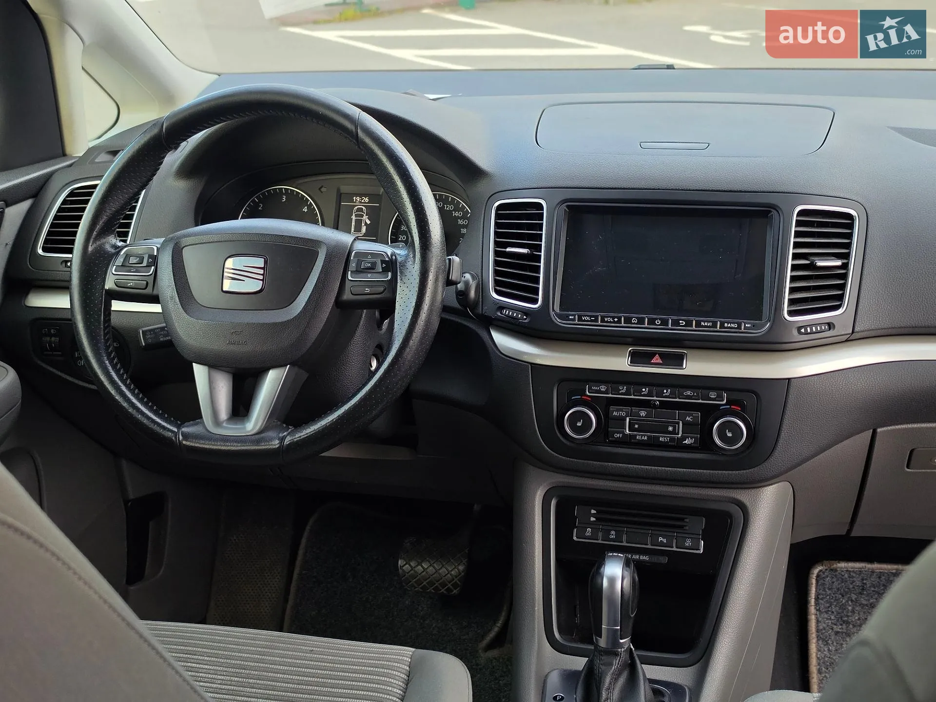 2010 SEAT Alhambra - мініатюра 24