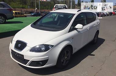 Хэтчбек SEAT Altea XL 2015 в 