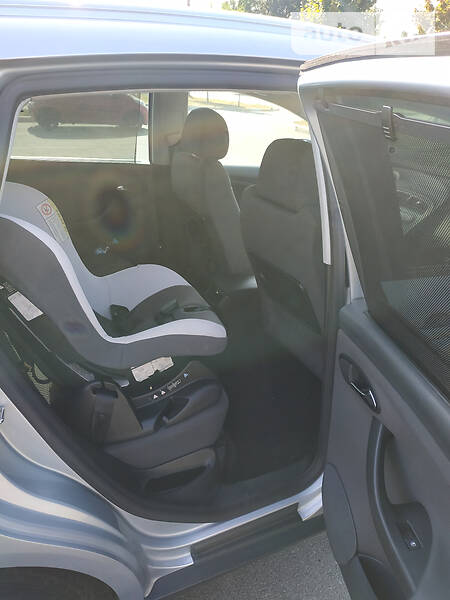 Мінівен SEAT Altea XL 2008 в Києві