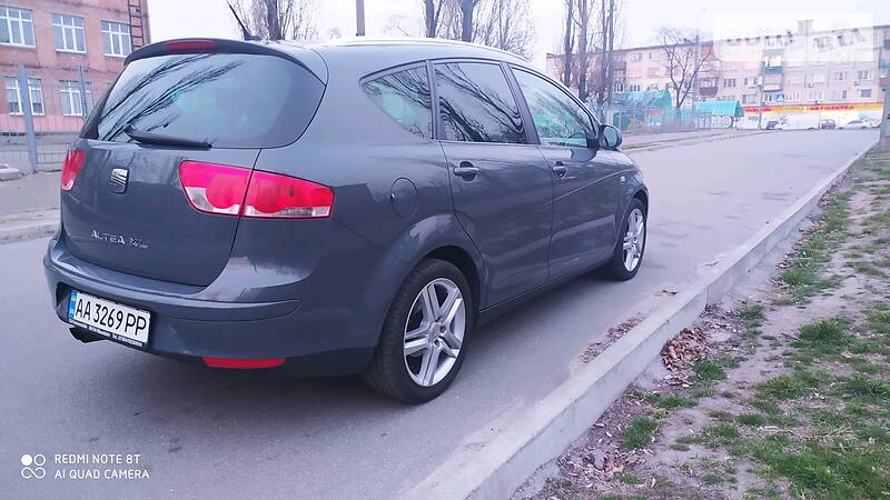Мінівен SEAT Altea XL 2009 в Києві