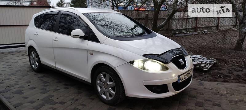 Мінівен SEAT Altea XL 2009 в  фото Мінівен SEAT Altea XL 2009 в