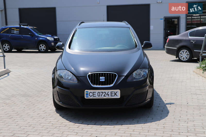 Минивэн SEAT Altea XL 2014 в Новоселице