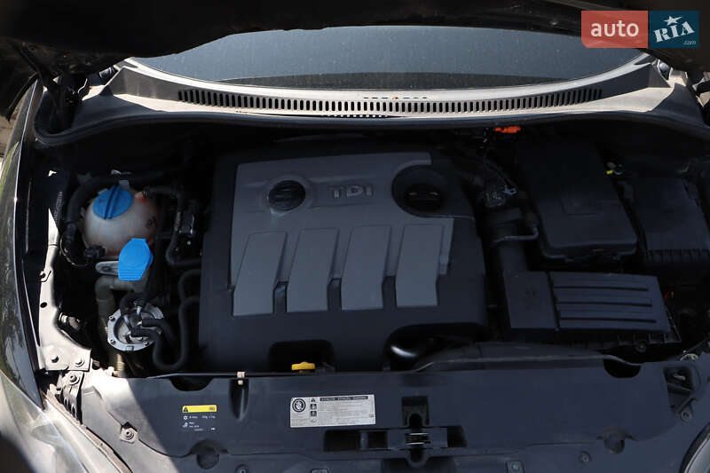 Минивэн SEAT Altea XL 2014 в Новоселице