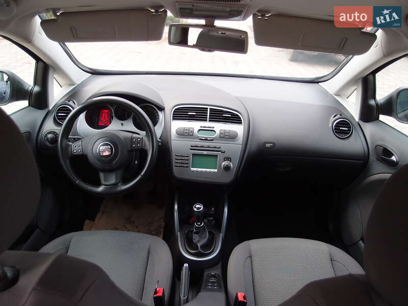 Минивэн SEAT Altea XL 2008 в Измаиле фото 22 Минивэн SEAT Altea XL 2008 в Измаиле