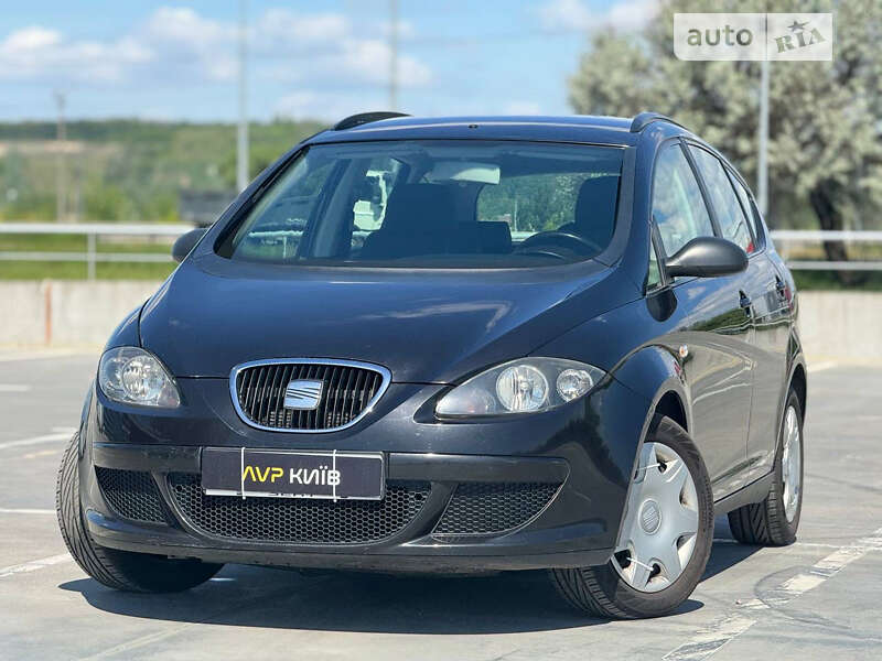 Минивэн SEAT Altea XL 2010 в Киеве