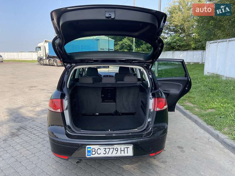 Минивэн SEAT Altea XL 2015 в Мостиске