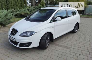 Мінівен SEAT Altea XL 2015 в Гатне