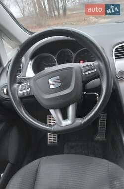 Минивэн SEAT Altea XL 2009 в 