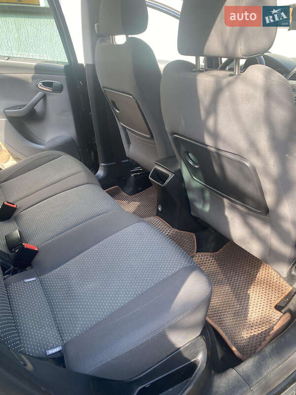 Минивэн SEAT Altea XL 2008 в Пустомытах