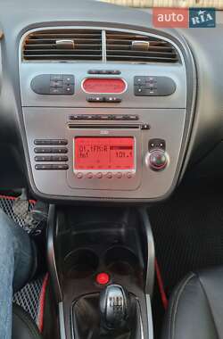 Минивэн SEAT Altea XL 2008 в 