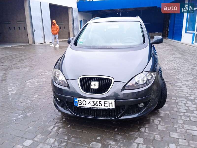 Мінівен SEAT Altea XL 2008 в Києві