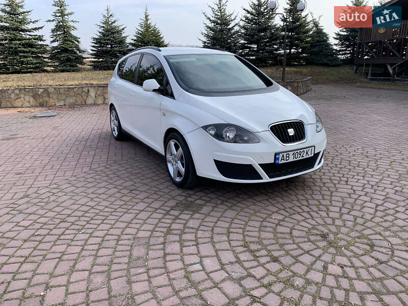Мінівен SEAT Altea XL 2009 в Чернівцях
