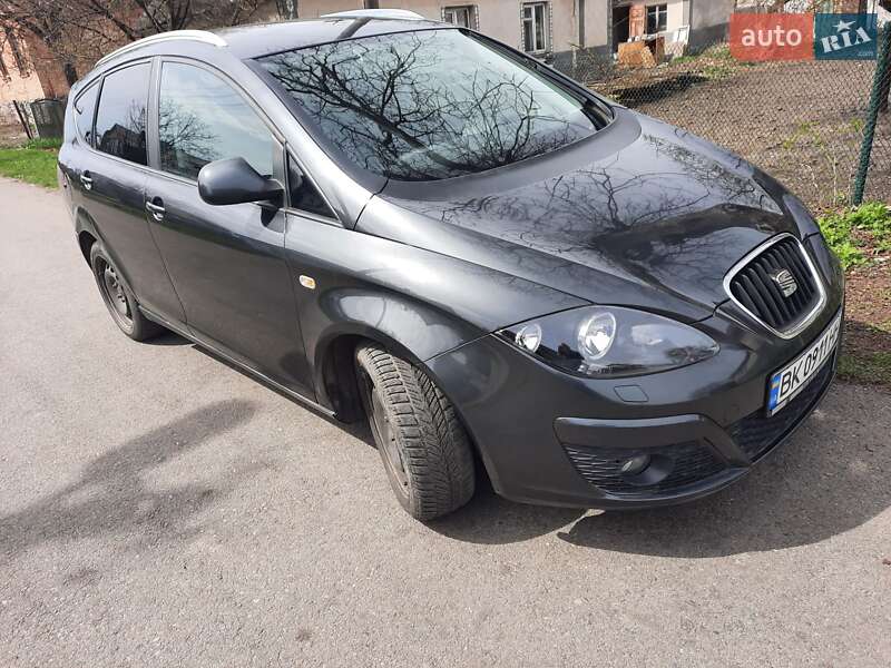 Минивэн SEAT Altea XL 2010 в Дубно фото 4 Минивэн SEAT Altea XL 2010 в Дубно