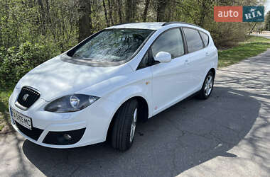 Минивэн SEAT Altea XL 2013 в 