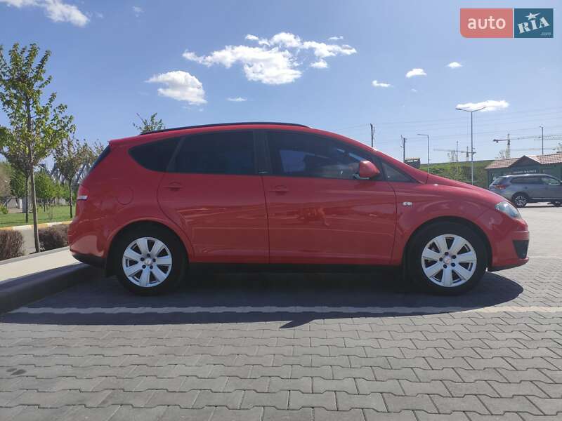 Минивэн SEAT Altea XL 2015 в Киеве