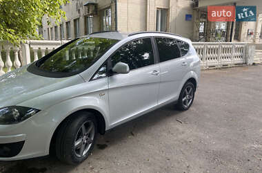 Минивэн SEAT Altea XL 2015 в 
