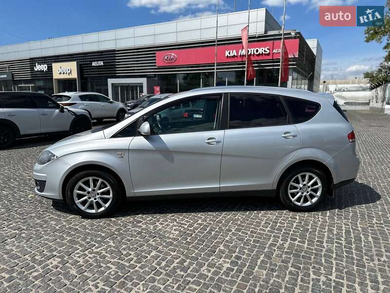 Минивэн SEAT Altea XL 2013 в Днепре