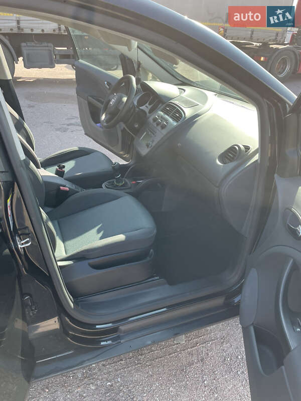 Мінівен SEAT Altea XL 2008 в Козелеці