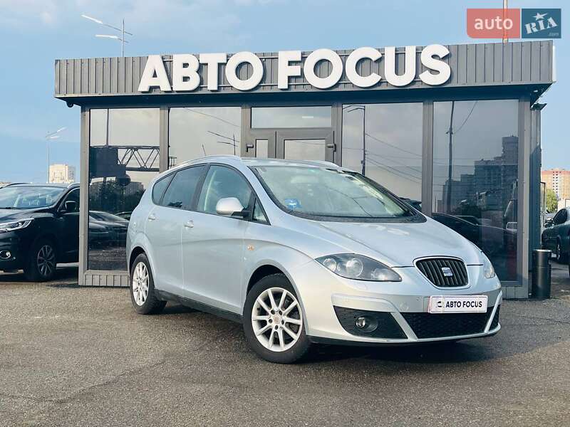 Минивэн SEAT Altea XL 2010 в 