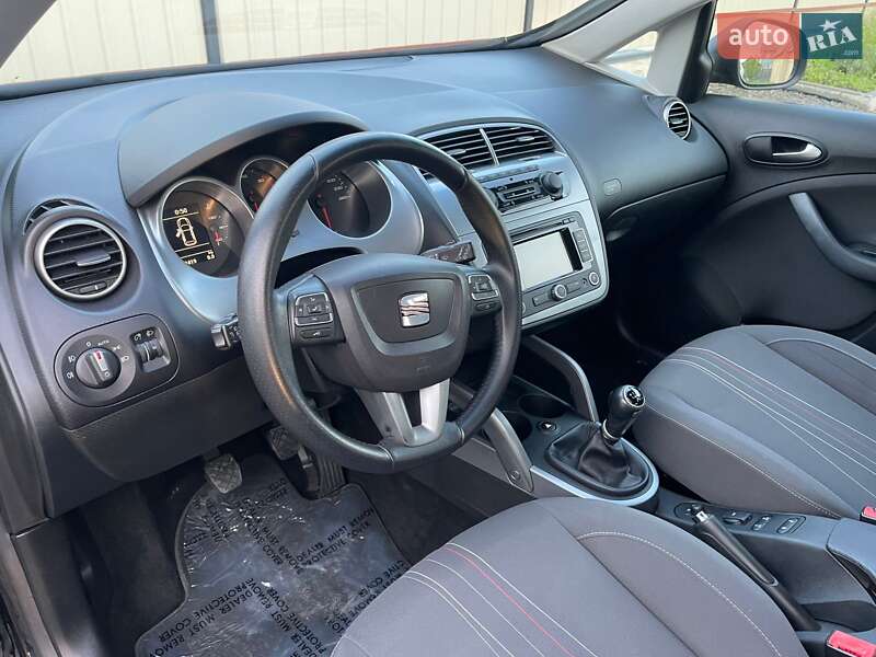 Мінівен SEAT Altea XL 2013 в Луцьку