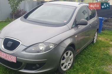 Минивэн SEAT Altea XL 2008 в Городке