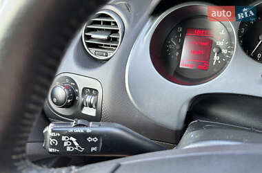 Минивэн SEAT Altea XL 2009 в 