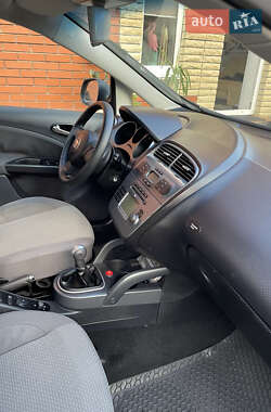 Минивэн SEAT Altea XL 2007 в 