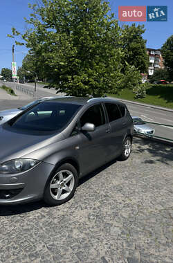 Минивэн SEAT Altea XL 2007 в 