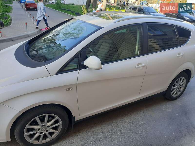Минивэн SEAT Altea XL 2010 в Броварах