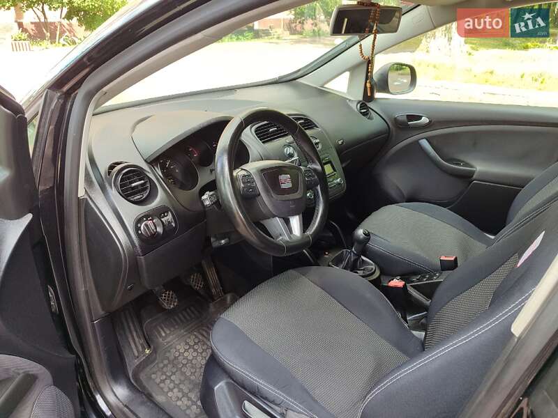 Минивэн SEAT Altea XL 2011 в Калуше
