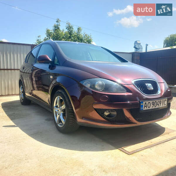 Мінівен SEAT Altea XL 2007 в Ужгороді