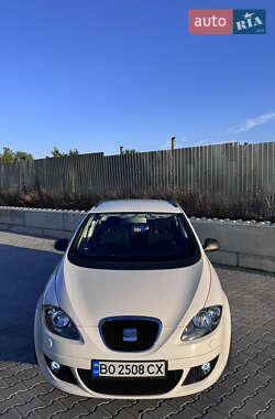Минивэн SEAT Altea XL 2008 в 