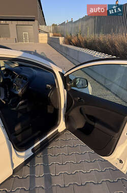 Минивэн SEAT Altea XL 2008 в 