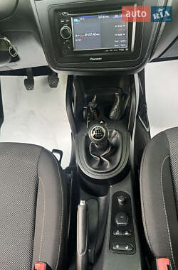 Минивэн SEAT Altea XL 2010 в 